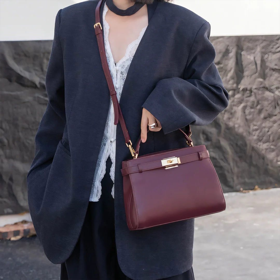 Clara Handbag - Image 5