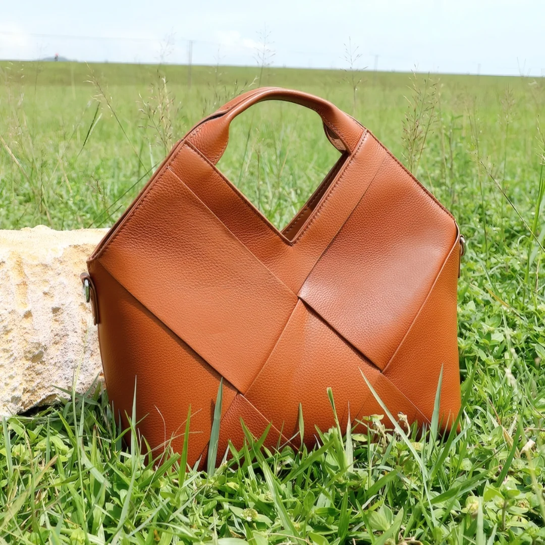 Emilia Handbag - Image 21