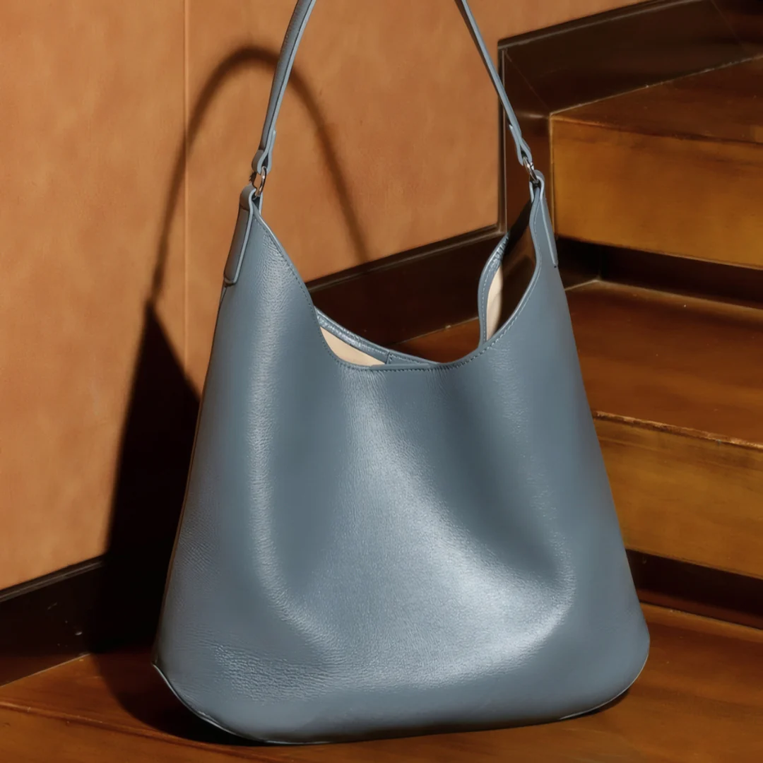 Everyday Ease Shoulder Bag - Image 17