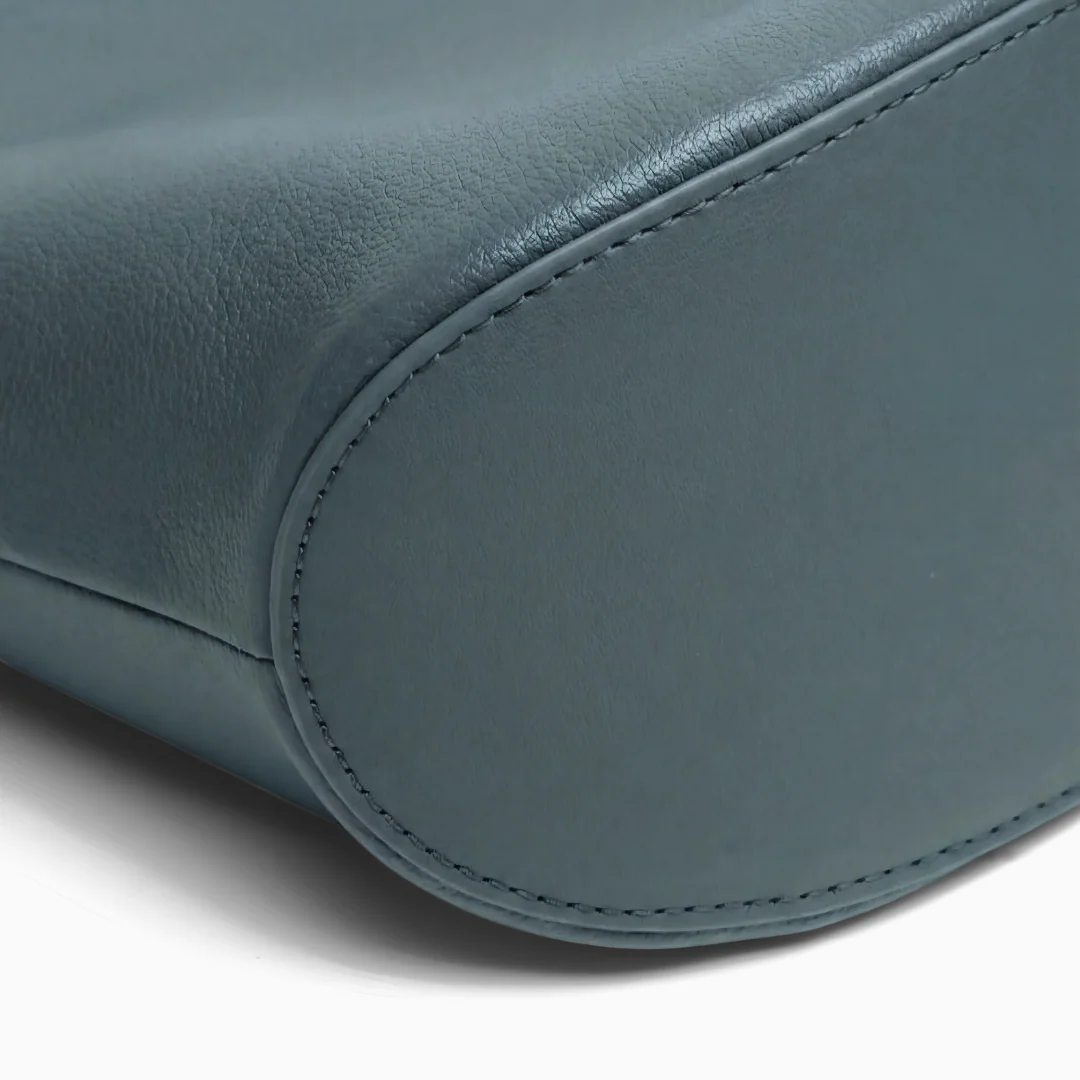 Everyday Ease Shoulder Bag - Image 19