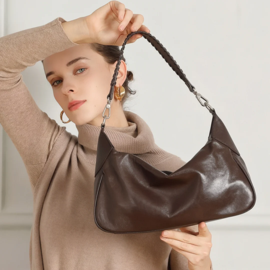 Madeleine Shoulder Bag - Image 26