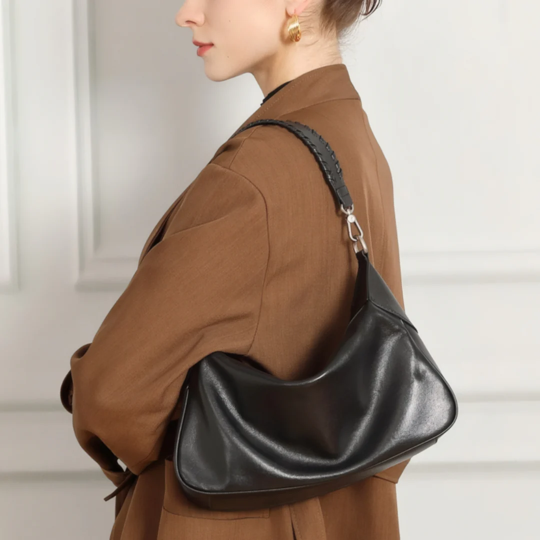 Madeleine Shoulder Bag - Image 6
