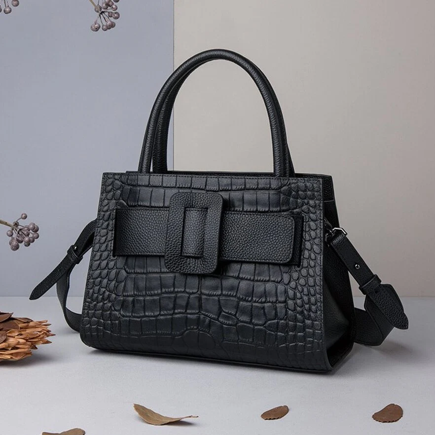Neesha Medium Tote Bag - Image 9
