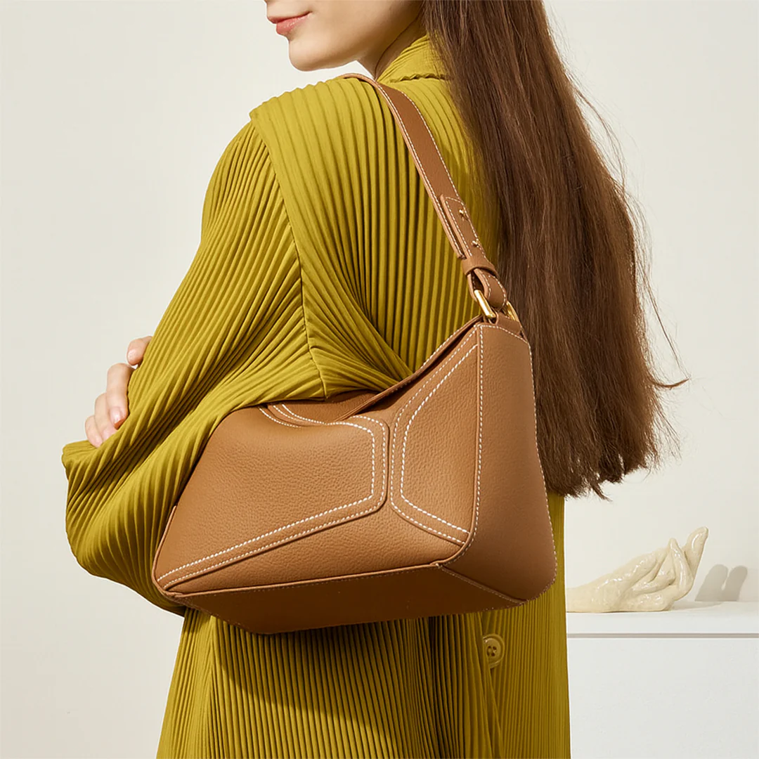Susanne Shoulder Bag - Image 4
