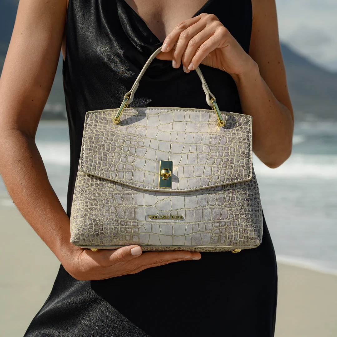 (CS) Versailles Shoulder Bag - Image 11